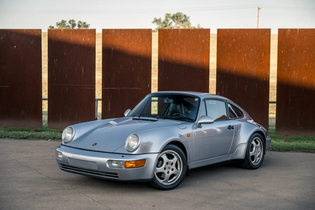1993 Porsche 964 Carrera 4 - Image 7 of 31