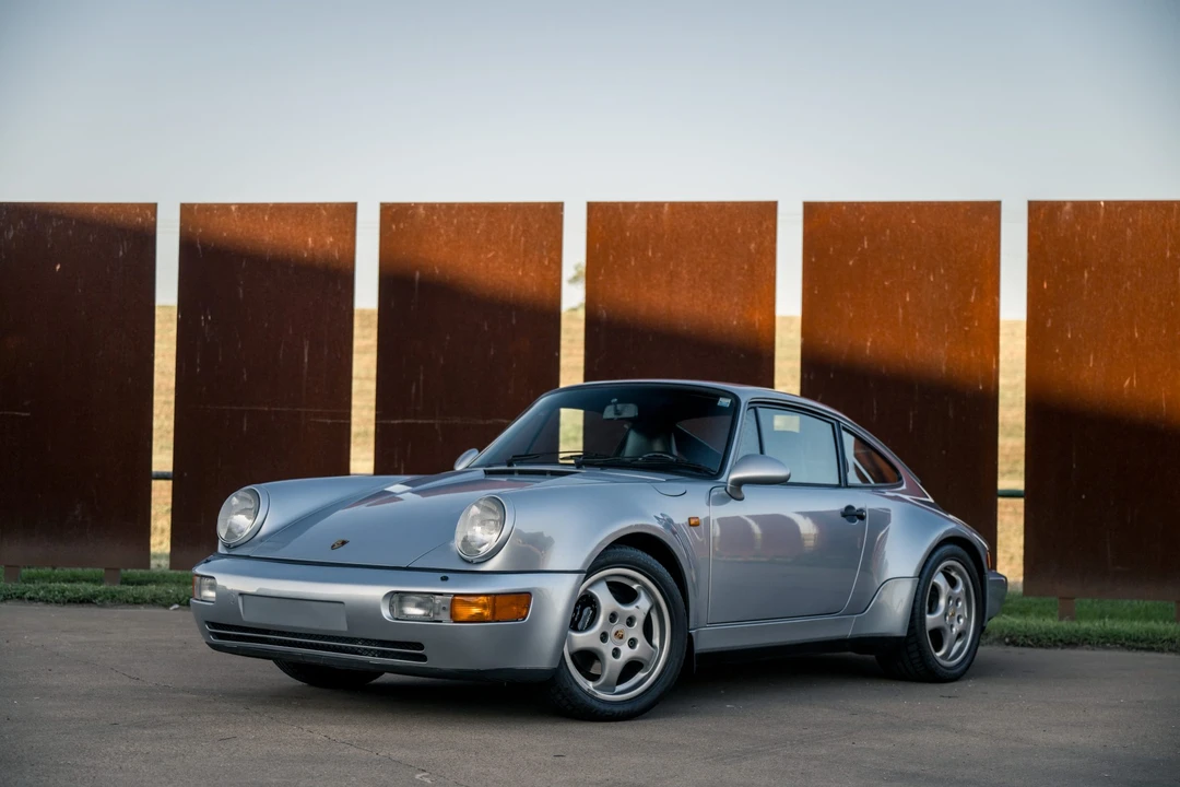 1993 Porsche 964 Carrera 4 - Image 6 of 31