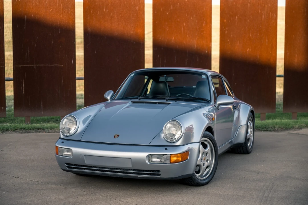 1993 Porsche 964 Carrera 4 - Image 13 of 31