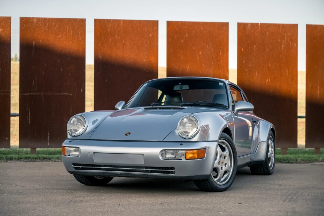 1993 Porsche 964 Carrera 4 - Image 14 of 31