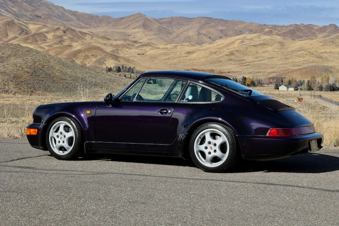 1993 Porsche 964 Carrera 4 - Image 19 of 31