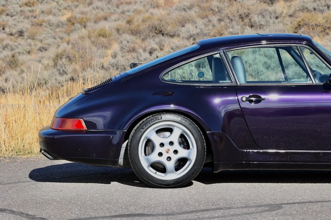 1993 Porsche 964 Carrera 4 - Image 27 of 31
