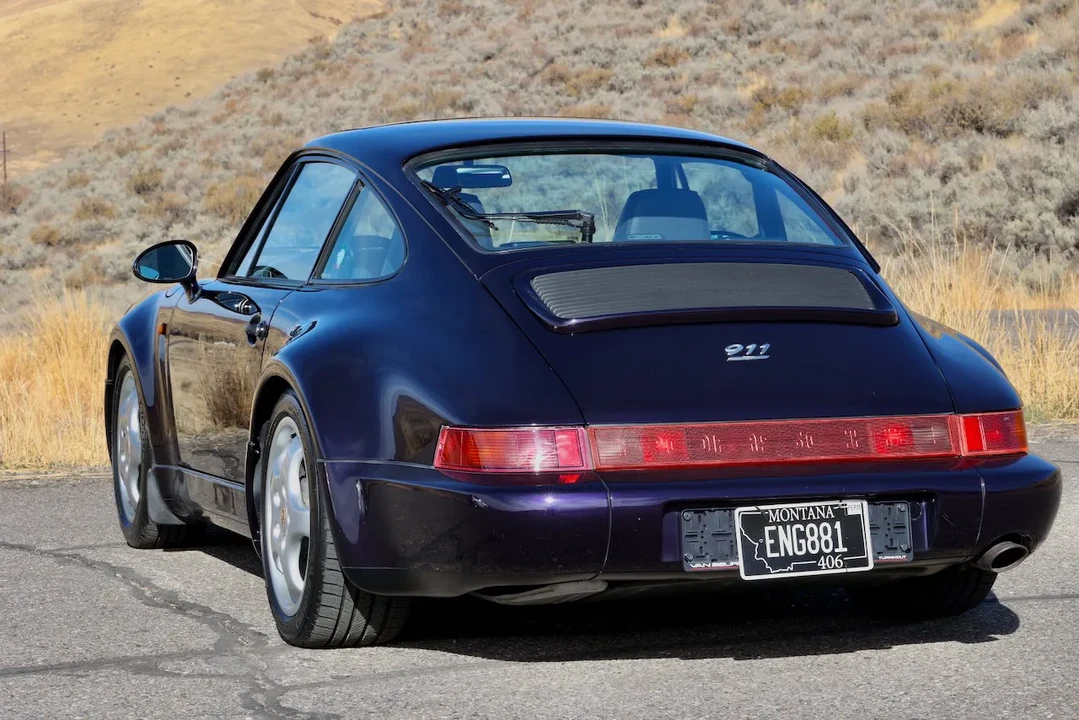 1993 Porsche 964 Carrera 4 - Image 24 of 31