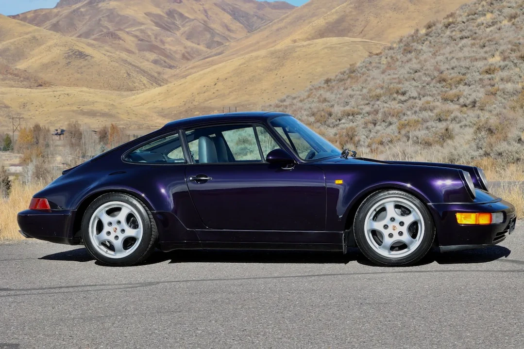 1993 Porsche 964 Carrera 4 - Image 9 of 31