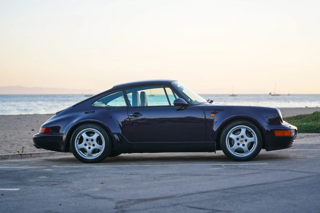 1993 Porsche 964 Carrera 4 - Image 10 of 31