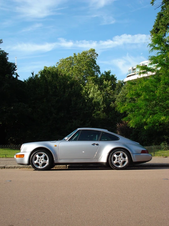 1993 Porsche 964 Carrera 4 - Image 8 of 11