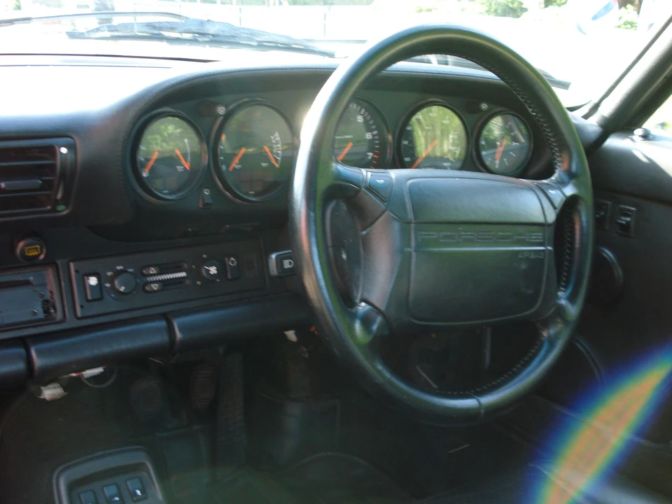 1993 Porsche 964 Carrera 4 - Image 5 of 11