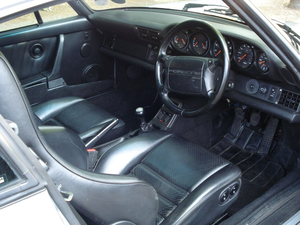 1993 Porsche 964 Carrera 4 - Image 10 of 11