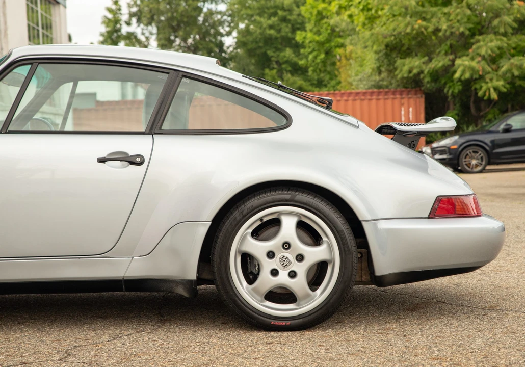 1993 Porsche 964 Carrera 4 - Image 20 of 31