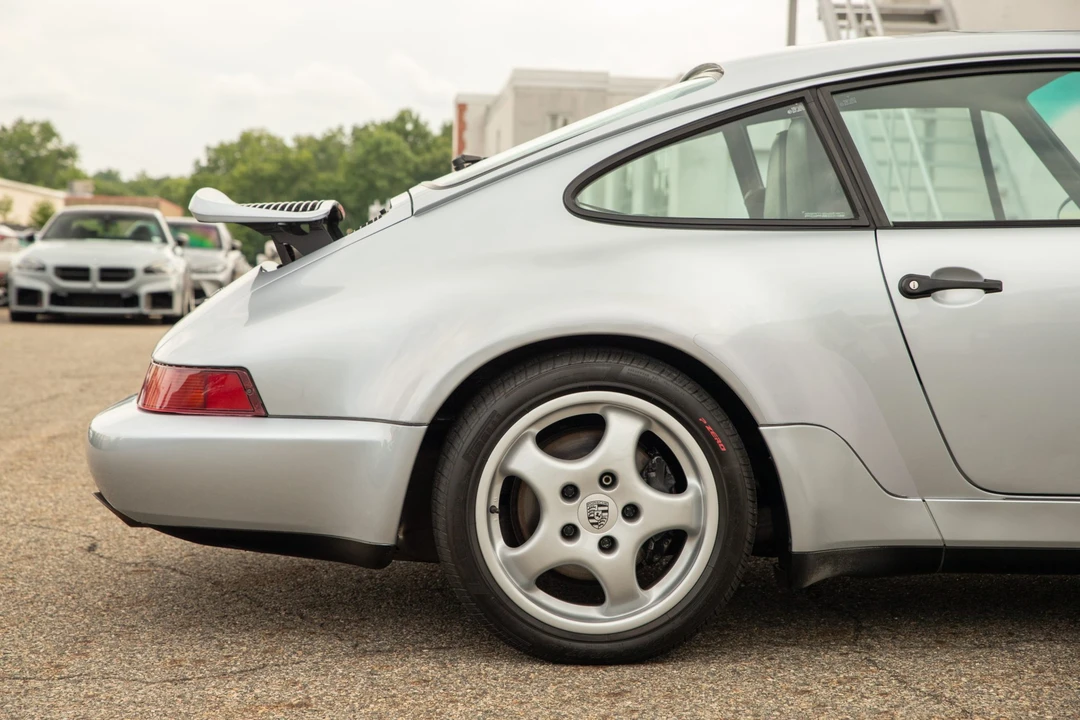 1993 Porsche 964 Carrera 4 - Image 23 of 31