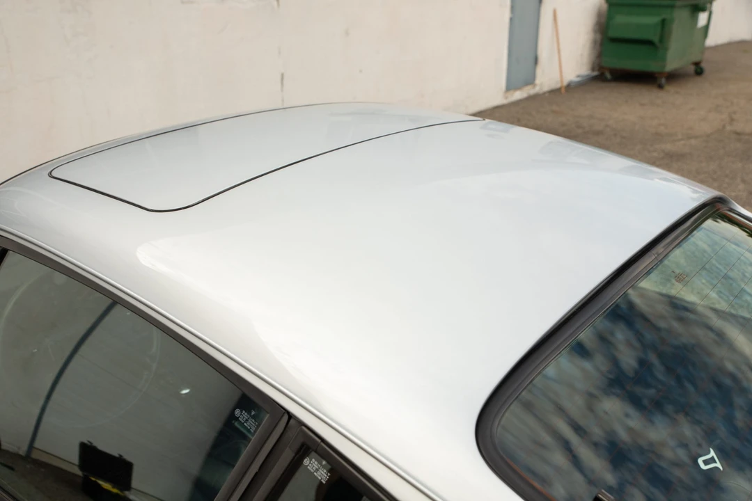 1993 Porsche 964 Carrera 4 - Image 29 of 31