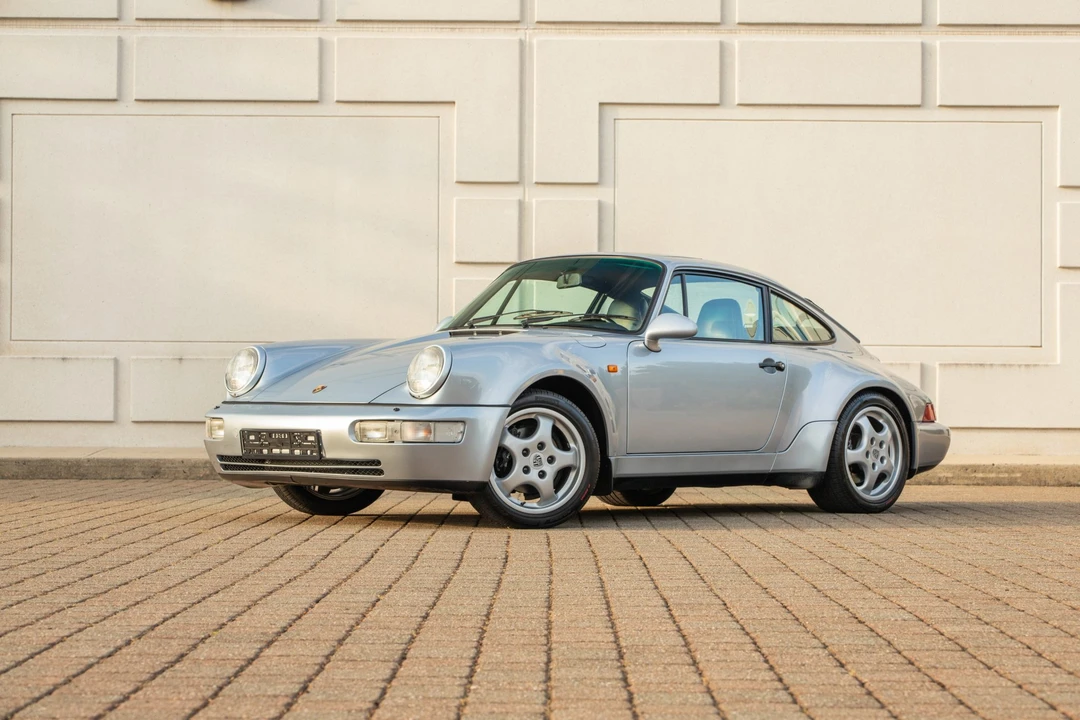 1993 Porsche 964 Carrera 4 - Image 4 of 31