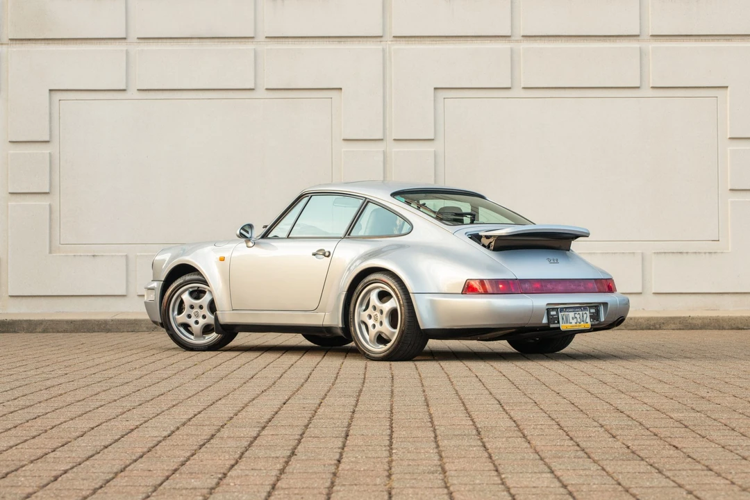 1993 Porsche 964 Carrera 4 - Image 6 of 31