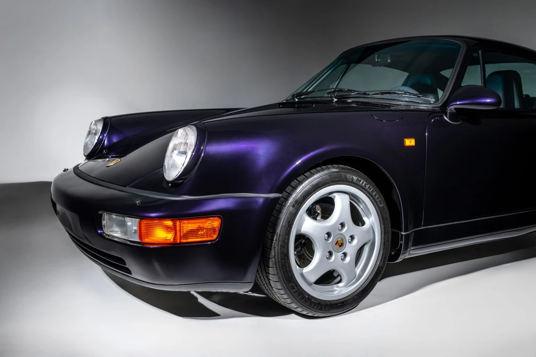 1993 Porsche 964 Carrera 4 - Image 28 of 31
