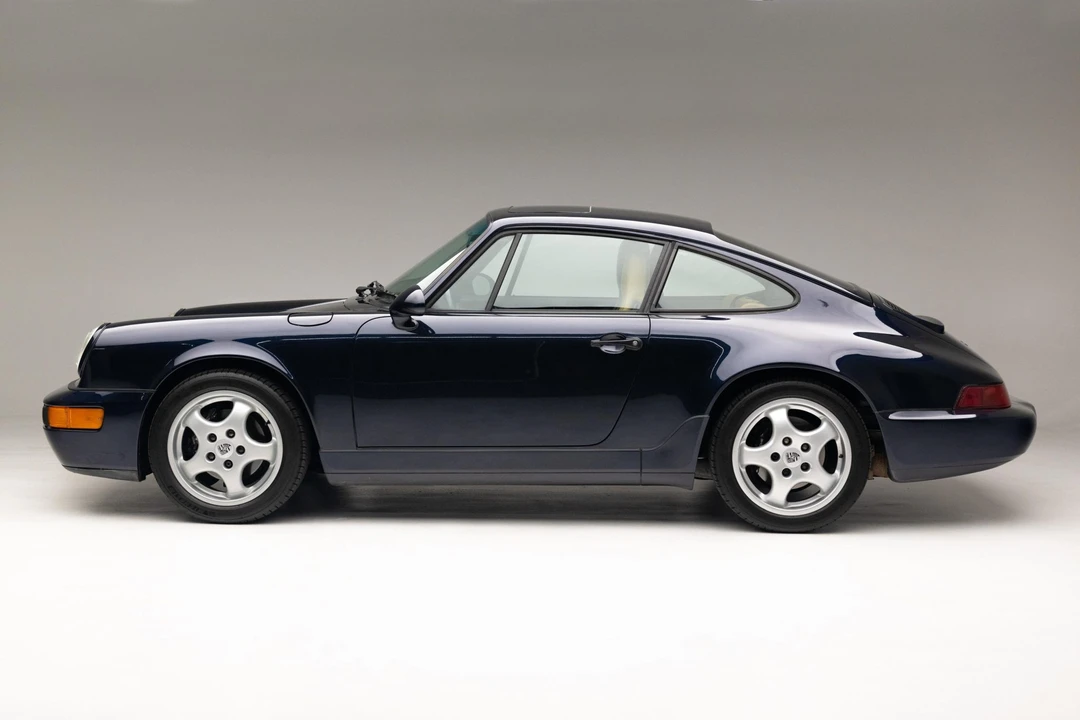 1993 Porsche 964 Carrera 4 - Image 9 of 31
