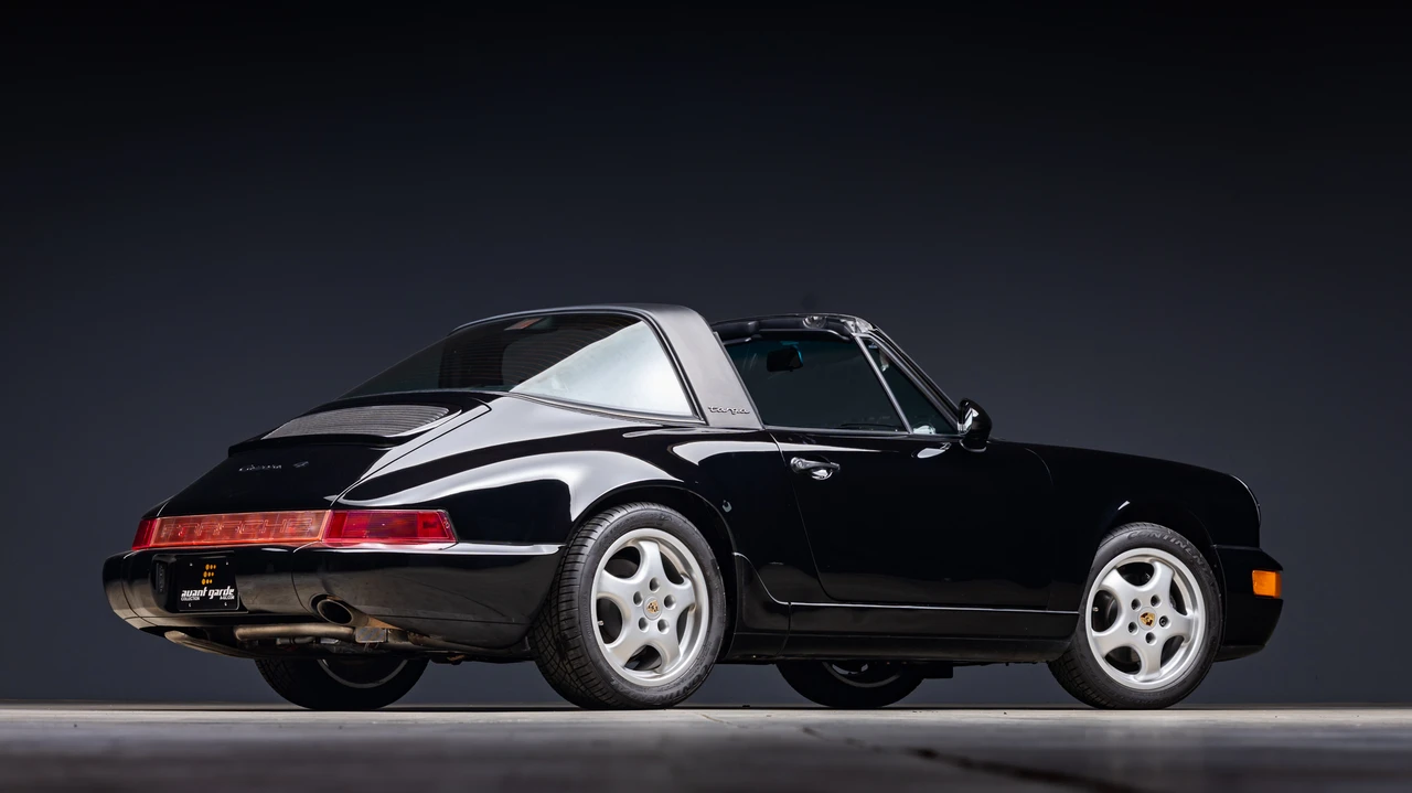 1993 Porsche 964 Carrera 4 - Image 20 of 31