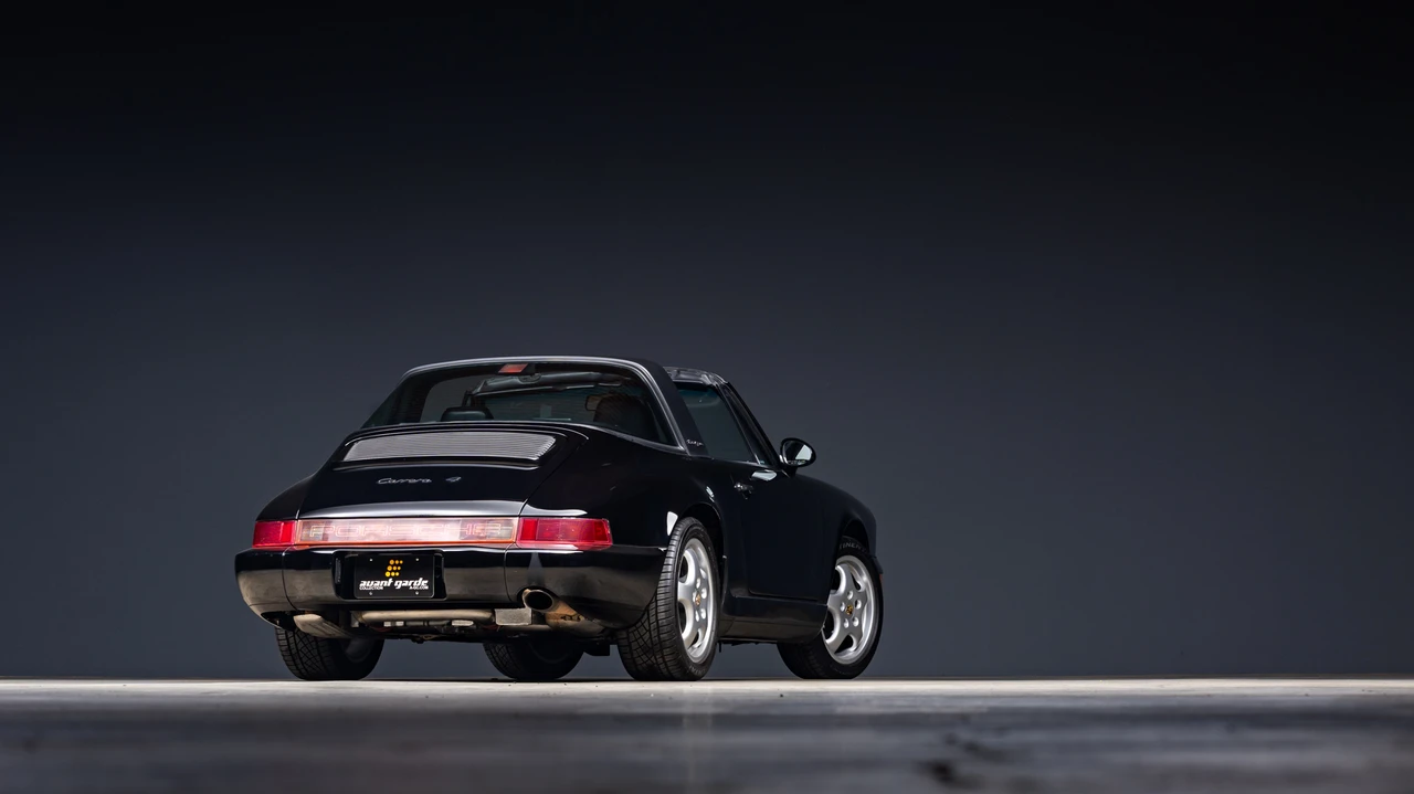 1993 Porsche 964 Carrera 4 - Image 18 of 31