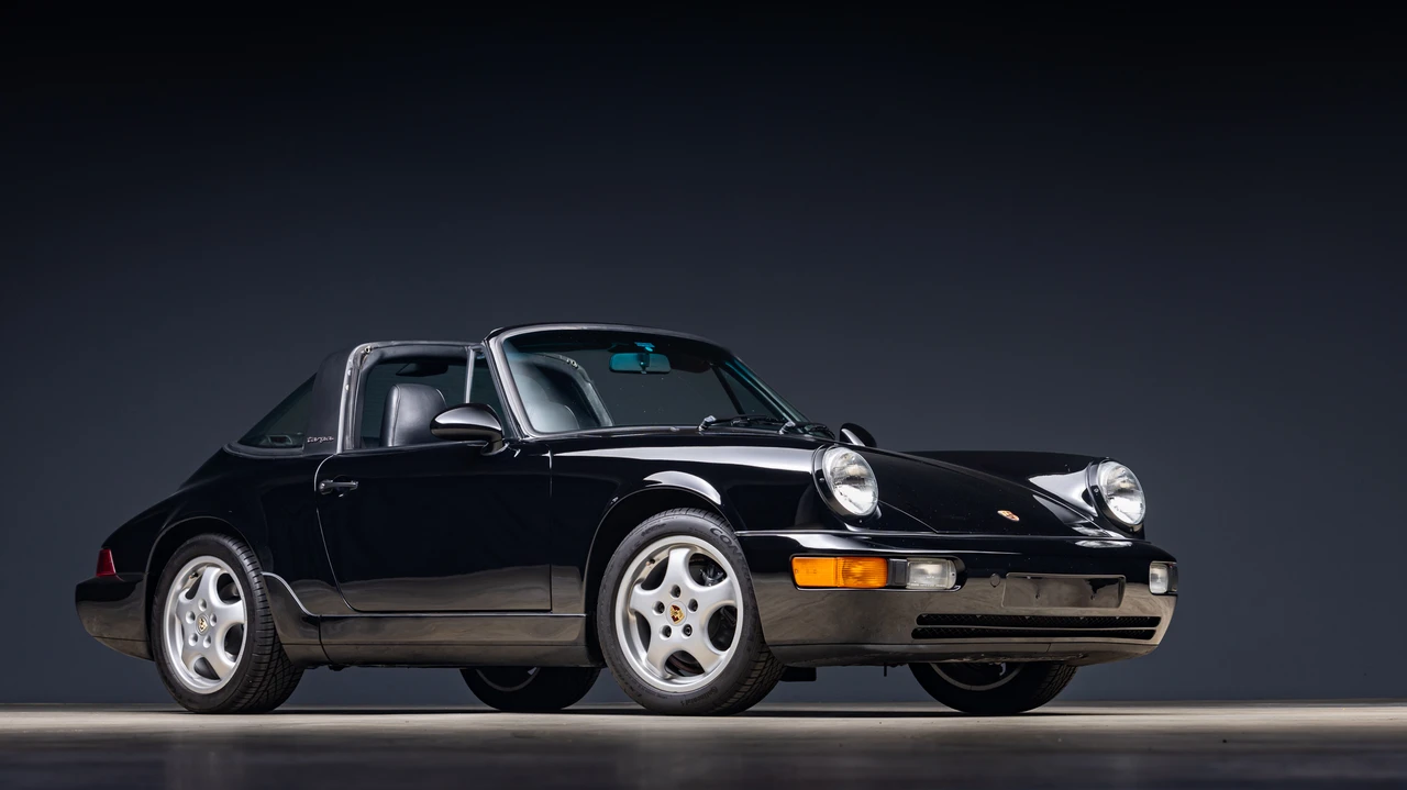 1993 Porsche 964 Carrera 4 - Image 6 of 31