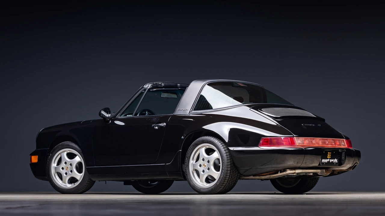 1993 Porsche 964 Carrera 4 - Image 23 of 31