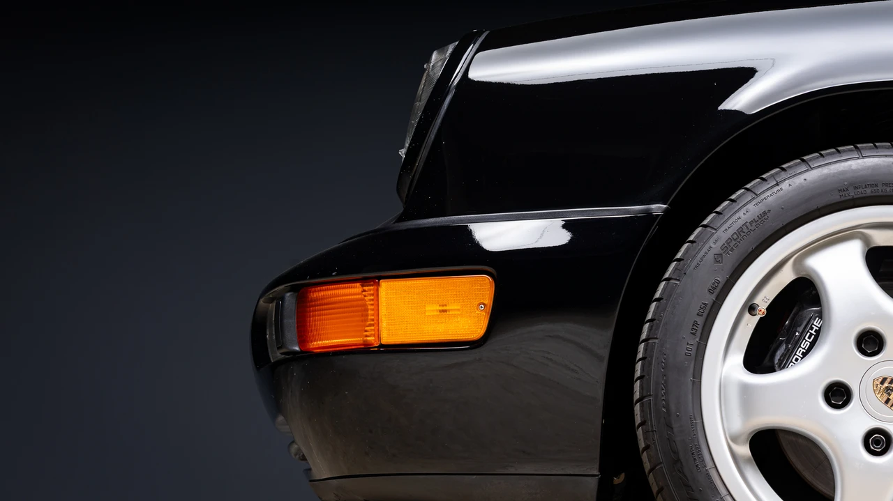 1993 Porsche 964 Carrera 4 - Image 21 of 31