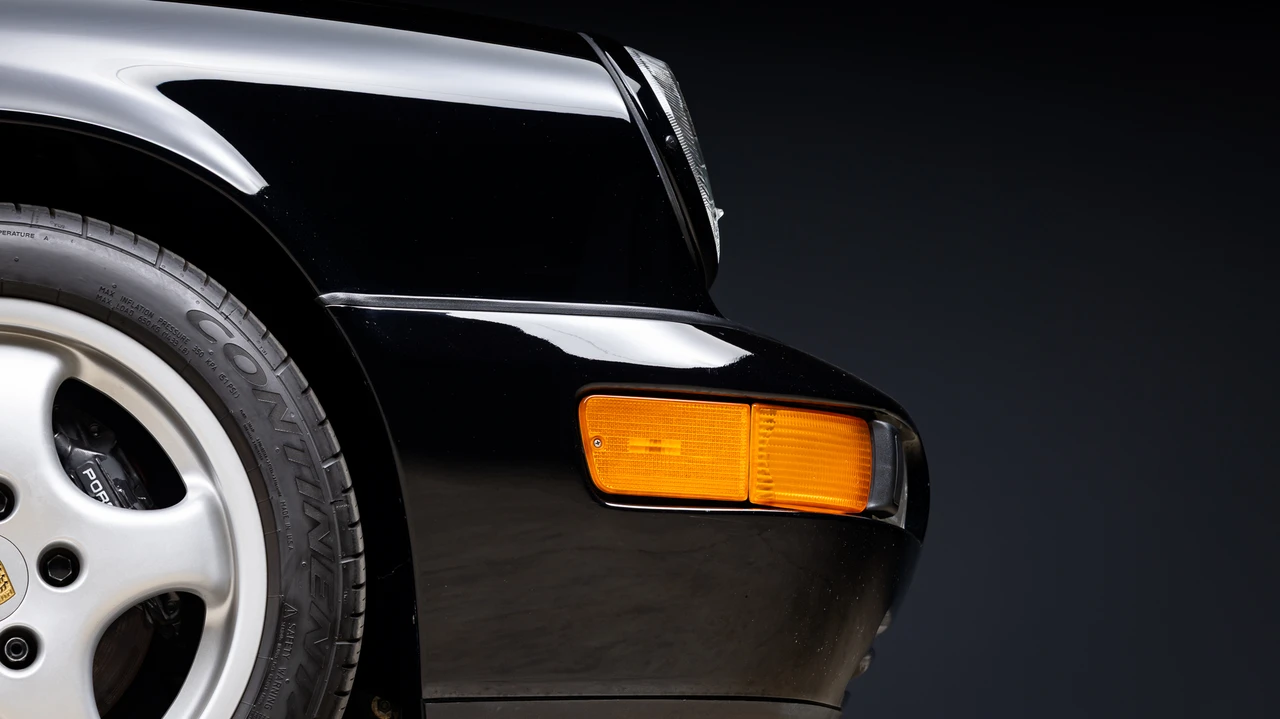 1993 Porsche 964 Carrera 4 - Image 22 of 31