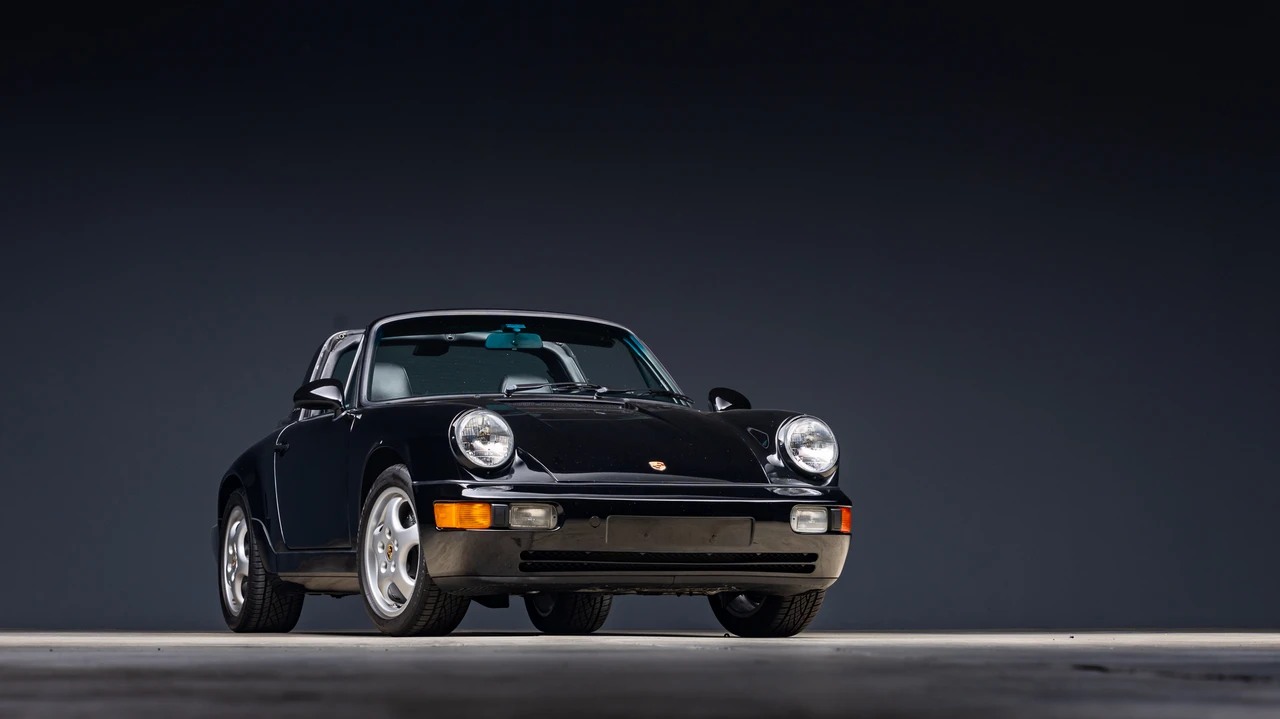 1993 Porsche 964 Carrera 4 - Image 5 of 31