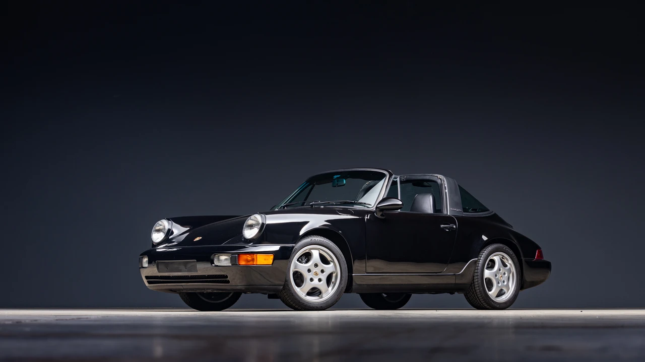 1993 Porsche 964 Carrera 4 - Image 11 of 31