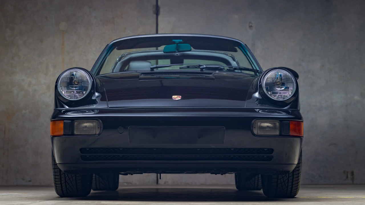 1993 Porsche 964 Carrera 4 - Image 23 of 31