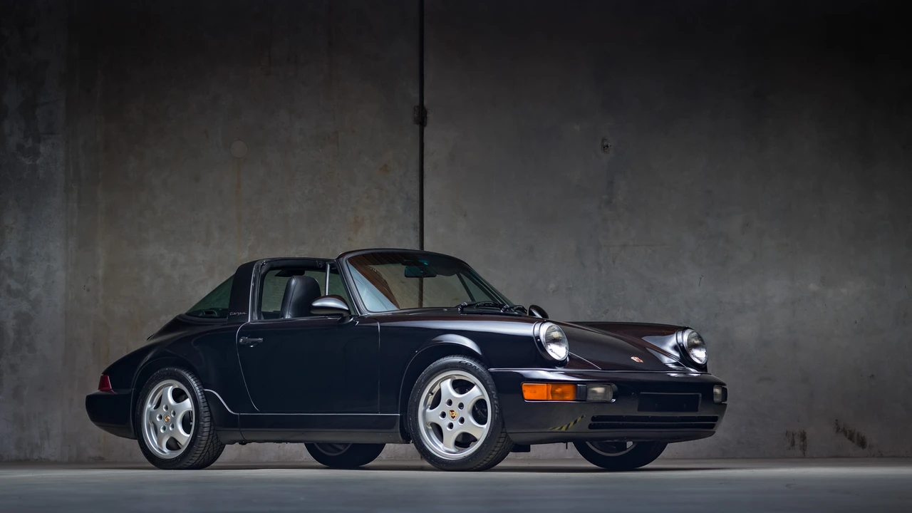 1993 Porsche 964 Carrera 4 - Image 18 of 31