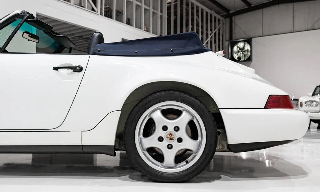 1993 Porsche 964 Carrera - Image 13 of 31