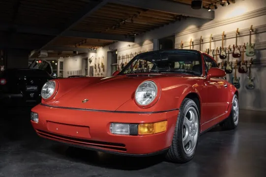 1993 Porsche 911 Carrera Coupe RWD