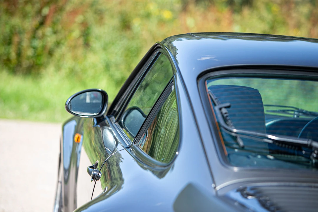 1993 Porsche 964 Turbo - Image 24 of 27
