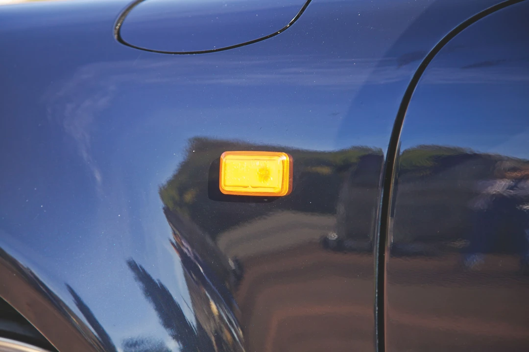 1993 Porsche 964 Turbo - Image 24 of 30