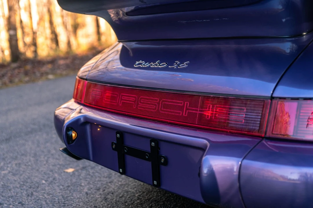 1993 Porsche 964 Turbo - Image 28 of 31