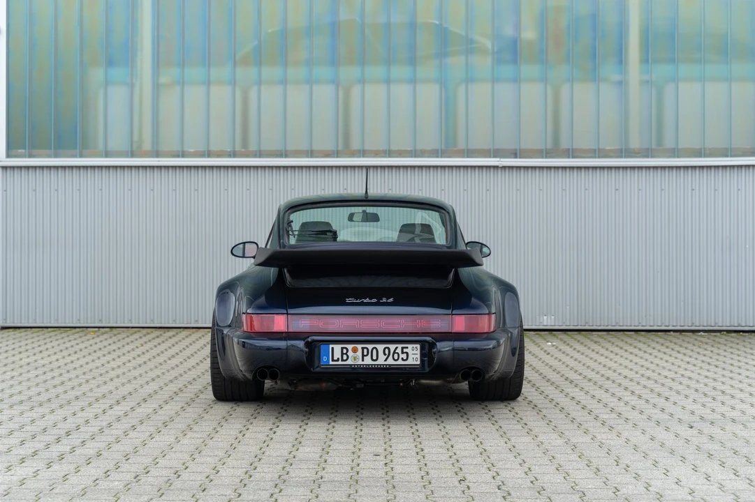1993 Porsche 964 Turbo - Image 12 of 31