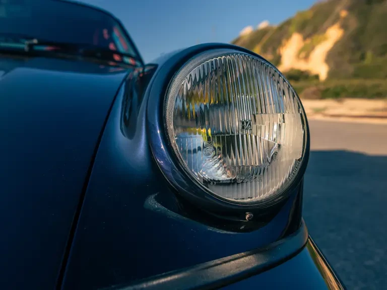 1993 Porsche 964 Turbo S - Image 30 of 31