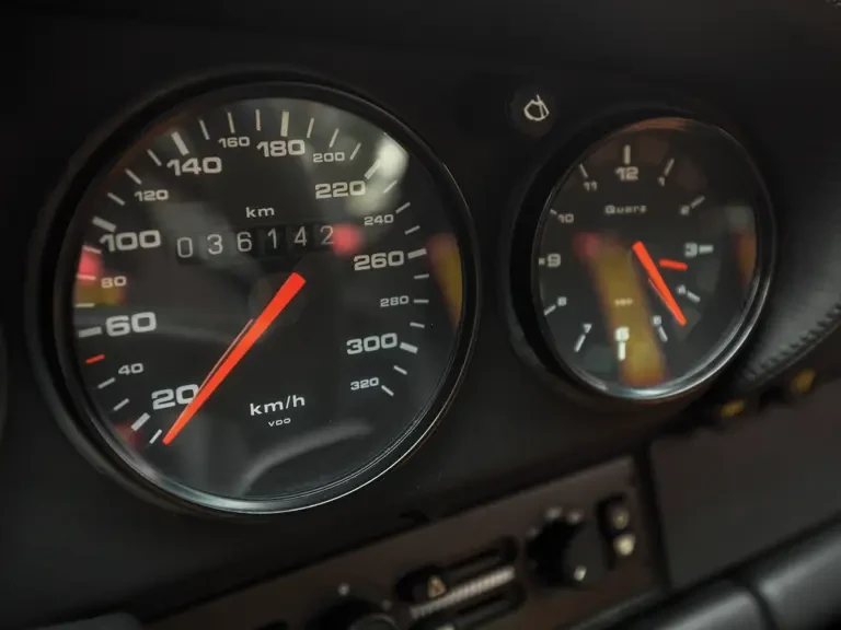 1993 Porsche 964 Turbo - Image 12 of 31