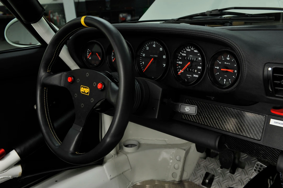 1993 Porsche 964 Carrera RS - Image 13 of 27