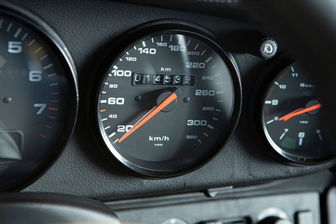 1993 Porsche 964 Turbo - Image 16 of 30