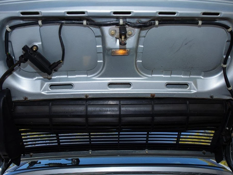1993 Porsche 964 Carrera - Image 24 of 31