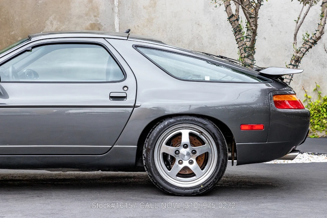 1993 Porsche 928 GTS - Image 14 of 31