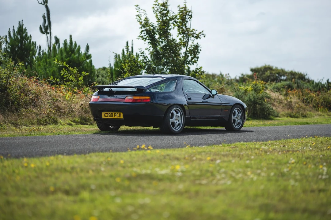 1993 Porsche 928 GTS - Image 8 of 30