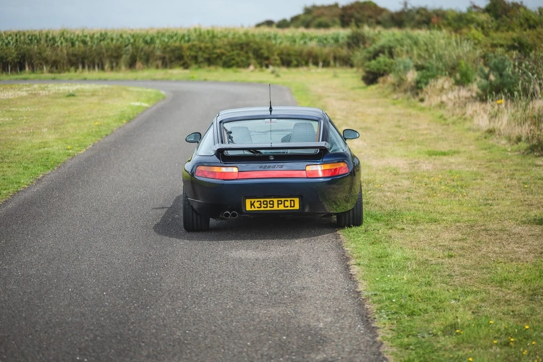 1993 Porsche 928 GTS - Image 14 of 30
