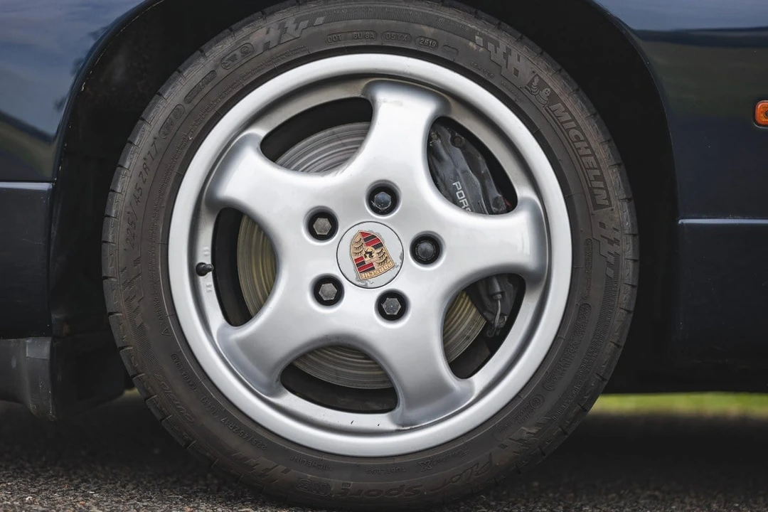 1993 Porsche 928 GTS - Image 17 of 30