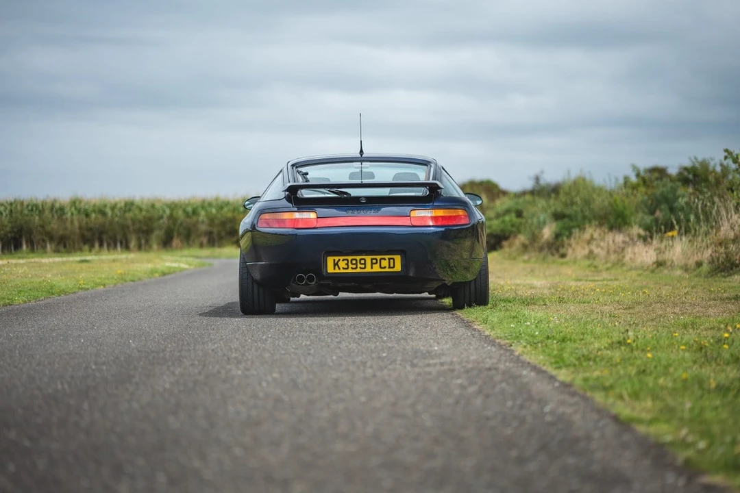 1993 Porsche 928 GTS - Image 12 of 30