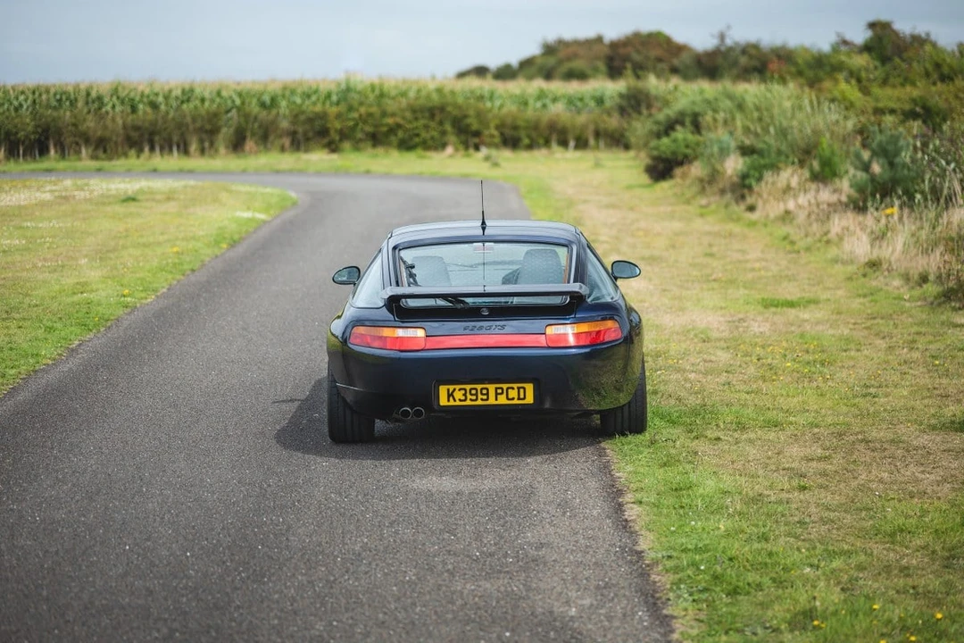 1993 Porsche 928 GTS - Image 13 of 30