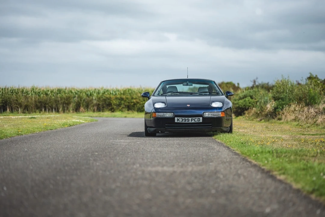 1993 Porsche 928 GTS - Image 3 of 30