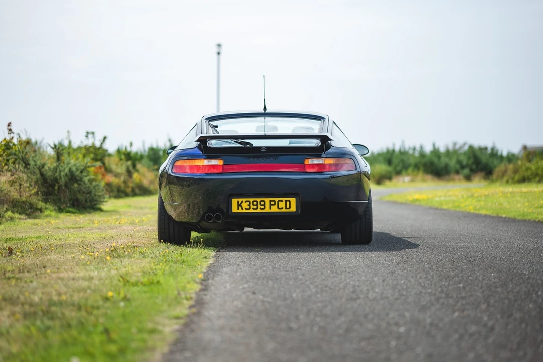 1993 Porsche 928 GTS - Image 10 of 30