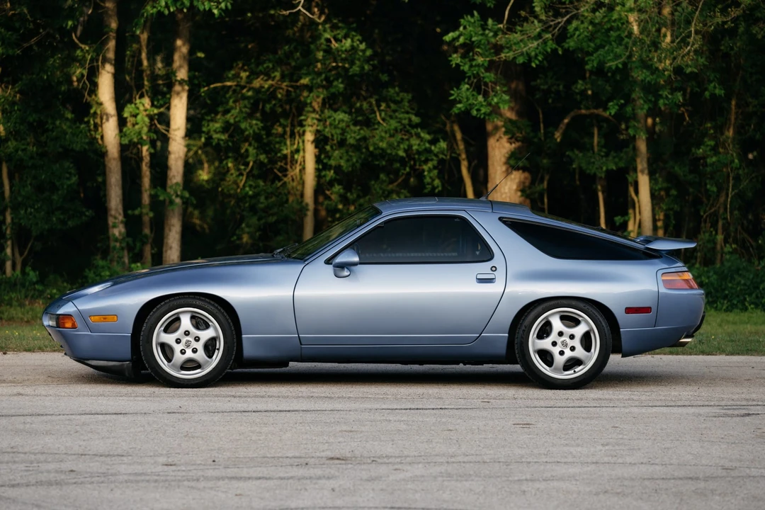 1993 Porsche 928 GTS - Image 8 of 31