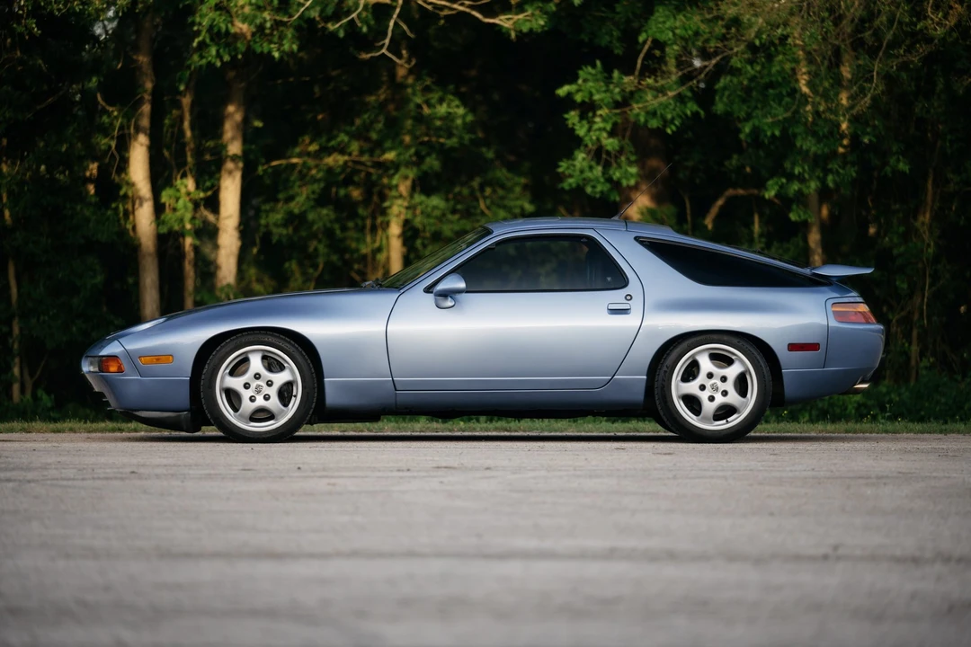 1993 Porsche 928 GTS - Image 9 of 31